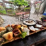 Merlika -inside The Castle- Bed & Breakfast