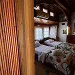 Merlika -inside The Castle- Bed & Breakfast