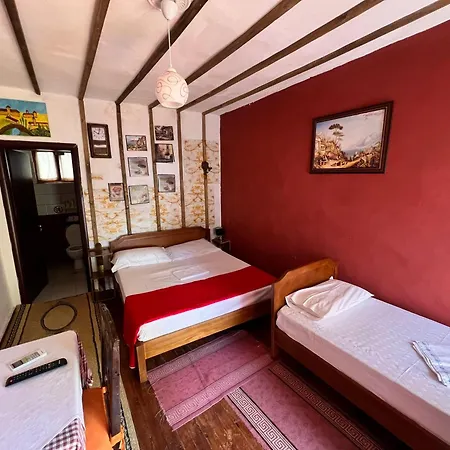 Merlika -inside The Castle- Bed & Breakfast 2*