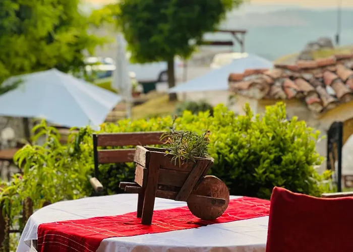 Merlika -inside The Castle- Bed & Breakfast