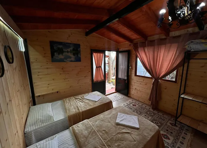 Merlika -inside The Castle- 4* Kruje